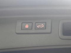 �ڥѥ�Хå��ɥ��ۥ��ޡ��ȥ����䱿ž�ʤΥܥ���򲡤������ǥꥢ�����Ȥ���ư�ǳ��Ĥ��ޤ�����ʪ����äƤ�����䡢�⤤���֤ˤ���Хå��ɥ����Ĥ��ݤ������ʵ�ǽ�Ǥ��� 7