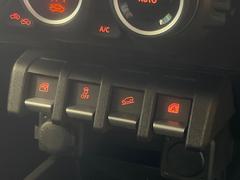 �ڥ�����ҥ륢�����ȡ۵ޤʺ�ƻ�򲼤�Ȥ��˼�ư�ǥ֥졼�������桢�������®�٤��ݤ��ޤ�����ƻ�䰭ϩ�ʤɳ��䤹��ϩ�̤β����Ǥ⥿���䤬���å����ʤ�����¿����ϥ�ɥ����˽���Ǥ��ޤ��� 7