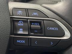 �ڥ졼�������롼������ȥ�����۹�®ƻϩ�Ǥ�Ĺ��Υ���Ԥ��ڤˡ�����ư��®�٤��ݤĥ��롼������ȥ����뤬�����ͷڸ������ƥ��Ϣ�Ȥ��������μ�ξ���Τ��Ƽִ֤��ݤĤ褦��®��Ĵ�ᤷ�Ƥ���ޤ����� 5