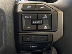 �ڥ졼�������롼������ȥ�����۹�®ƻϩ�Ǥ�Ĺ��Υ���Ԥ��ڤˡ�����ư��®�٤��ݤĥ��롼������ȥ����뤬�����ͷڸ������ƥ��Ϣ�Ȥ��������μ�ξ���Τ��Ƽִ֤��ݤĤ褦��®��Ĵ�ᤷ�Ƥ���ޤ����� 6