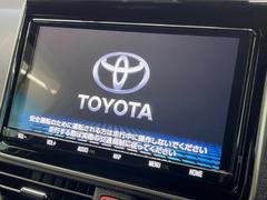 �ڽ��������ʥӡۿ͵��ν����ʥӤ������������ǥ�����ǽ�⽼�¤��Ƥ��ꡢ�£�������������³����Ф������Υ��ޥۤ�ͣУ��ץ쥤�䡼�β��ڤ������ǽ�������α�ž������˳ڤ����ʤ�ޤ����� 3