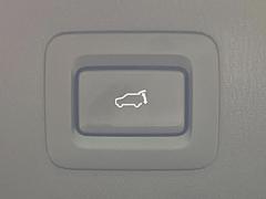 �ڥѥ�Хå��ɥ��ۥ��ޡ��ȥ����䱿ž�ʤΥܥ���򲡤������ǥꥢ�����Ȥ���ư�ǳ��Ĥ��ޤ�����ʪ����äƤ�����䡢�⤤���֤ˤ���Хå��ɥ����Ĥ��ݤ������ʵ�ǽ�Ǥ��� 6