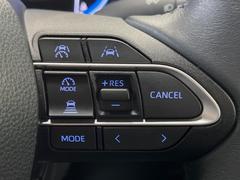 �ڥ졼�������롼������ȥ�����۹�®ƻϩ�Ǥ�Ĺ��Υ���Ԥ��ڤˡ�����ư��®�٤��ݤĥ��롼������ȥ����뤬�����ͷڸ������ƥ��Ϣ�Ȥ��������μ�ξ���Τ��Ƽִ֤��ݤĤ褦��®��Ĵ�ᤷ�Ƥ���ޤ����� 6