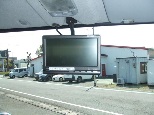 キャンター 　１．５トン全低床アルミブロック　ワンオ－ナ－車　メッキパ－ツ　荷台床鉄板張り　レザ－シ－トカバ－付き　バックカメラ付き　走行４万キロ台　記録簿　ディ－ゼルタ－ボ　全面塗装済み　内装クリ－ニング済み（25枚目）