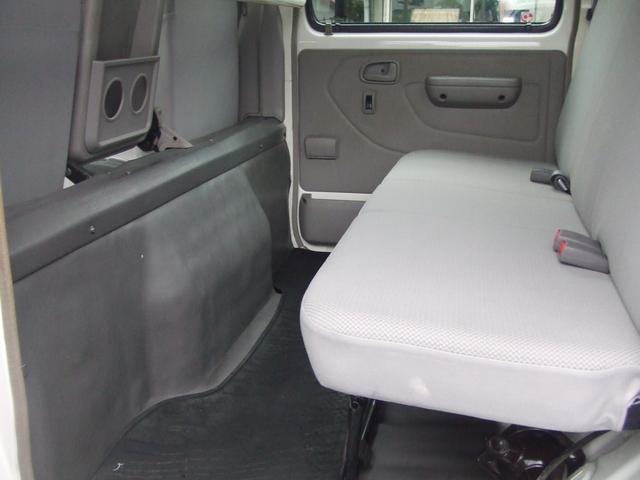 トヨエース 　１．２トン低床　Ｗキャブ　ワンオ－ナ－車　ドライブレコーダー付き　荷台鉄板張り　普通免許ＯＫ　全面塗装済み　内装クリ－ニング済み　ディ－ゼルタ－ボ（18枚目）