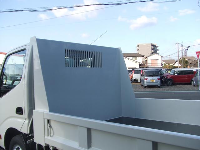 ダイナトラック 2トン全低床強化ダンプ ワンオ-ナ-車 左電格ミラ- 極東強化ダンプ 全面塗装済み 内装クリーニング済み(15枚目)