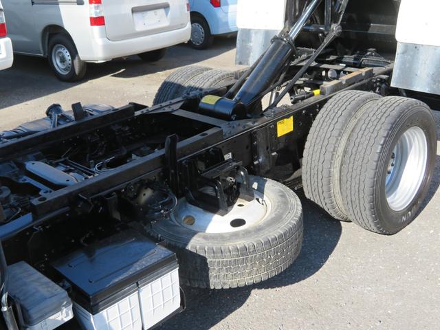 エルフトラック 全低床3tダンプ コボレーン付 3.0ディーゼルターボエンジン フロア6速MT 積載量3000kg ETC 運転席エアバック エアコン パワステ パワーウインドウ(15枚目)
