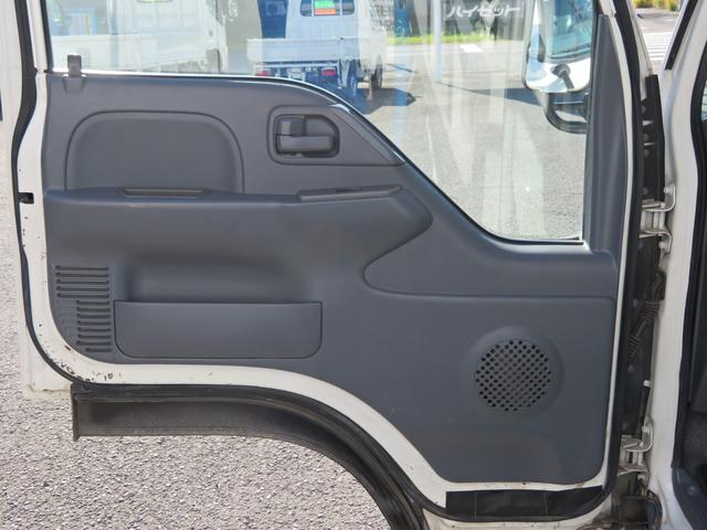 エルフトラック 全低床3tダンプ コボレーン付 3.0ディーゼルターボエンジン フロア6速MT 積載量3000kg ETC 運転席エアバック エアコン パワステ パワーウインドウ(29枚目)