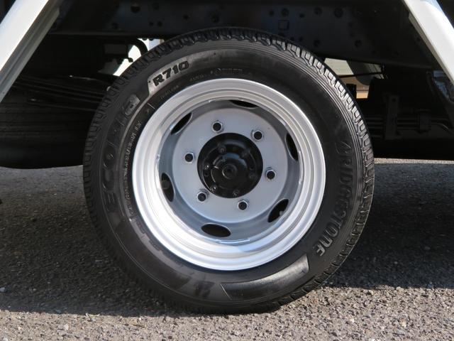 ダイナトラック Ｗキャブロングジャストロー　Ｗキャブ低床１．１５ｔ積　３．０ディーゼルターボ　フロアオートマ　荷台内寸（長さ２１０ｃｍＸ横幅１６０ｃｍ）　荷台フロア鉄板張り　積載量１１５０ｋｇ（44枚目）