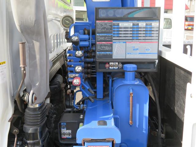 ダイナトラック 超ロング3t積 タダノ4段クレーン ラジコン フックイン付 4.0ディーゼルターボエンジン フロア6速ミッション 荷台内寸(長さ447cmX横幅207cm) 荷台フロア鉄板張り 積載量3000kg(43枚目)