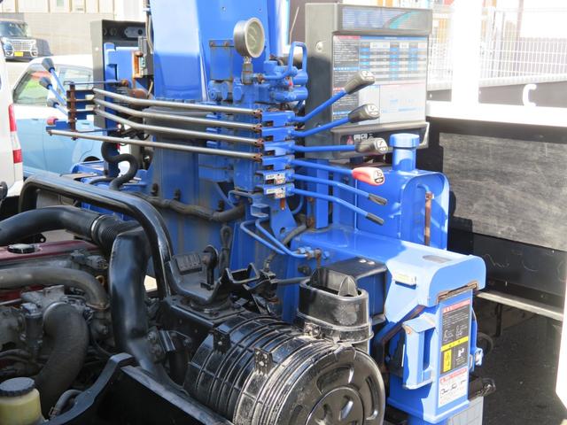 ダイナトラック 超ロング3t積 タダノ4段クレーン ラジコン フックイン付 4.0ディーゼルターボエンジン フロア6速ミッション 荷台内寸(長さ447cmX横幅207cm) 荷台フロア鉄板張り 積載量3000kg(48枚目)