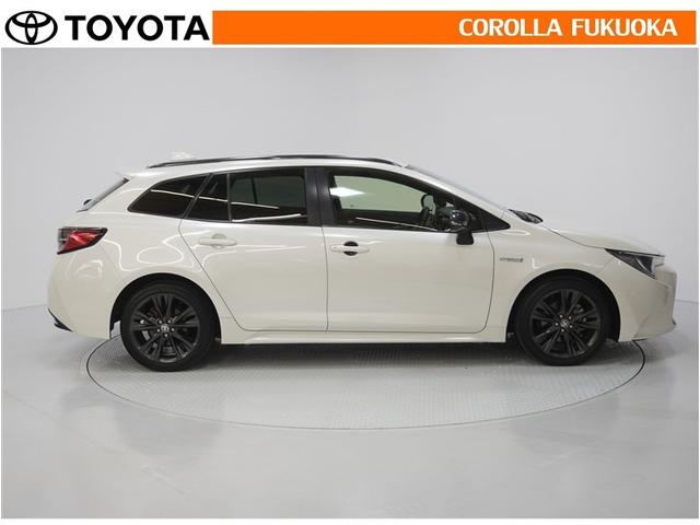 カローラツーリング ハイブリッド　ダブルバイビー　衝突被害軽減システム　メモリーナビ　フルセグ　ＥＴＣ　バックカメラ　ドラレコ　キーレス　スマートキー　盗難防止装置（9枚目）