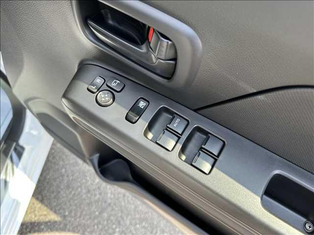 ワゴンＲ ＦＸ　届出済み未使用車（33枚目）