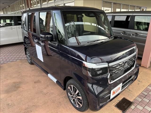 Ｎ－ＢＯＸカスタム ベースグレード　届出済み未使用車（4枚目）