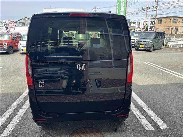 Ｎ－ＢＯＸ ベースグレード　届出済み未使用車（8枚目）