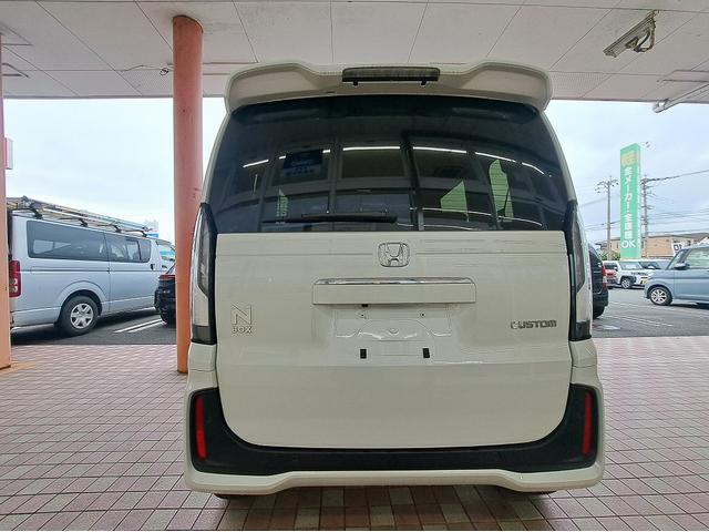 Ｎ－ＢＯＸカスタム ベースグレード　登録済み未使用車　左側電動スライドドア　Ｈｏｎｄａ　ＳＥＮＳＩＮＧ　ロールサンシェード　シートヒーター　電動パーキングブレーキ（6枚目）