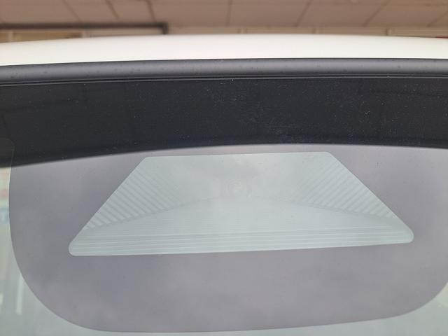 Ｎ－ＢＯＸカスタム ベースグレード　登録済み未使用車　左側電動スライドドア　Ｈｏｎｄａ　ＳＥＮＳＩＮＧ　ロールサンシェード　シートヒーター　電動パーキングブレーキ（10枚目）