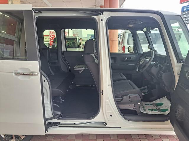 Ｎ－ＢＯＸカスタム ベースグレード　登録済み未使用車　左側電動スライドドア　Ｈｏｎｄａ　ＳＥＮＳＩＮＧ　ロールサンシェード　シートヒーター　電動パーキングブレーキ（34枚目）