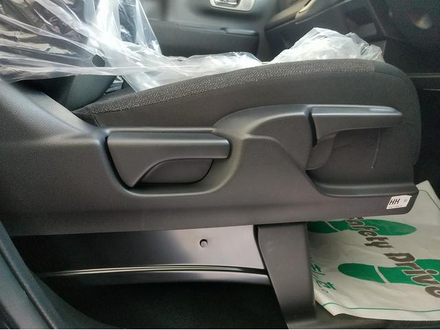 Ｎ－ＢＯＸカスタム ベースグレード　登録済み未使用車　左側電動スライドドア　Ｈｏｎｄａ　ＳＥＮＳＩＮＧ　シートヒーター　オートエアコン　ロールサンシェード（46枚目）