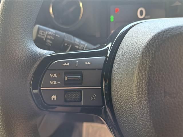 Ｎ－ＢＯＸカスタム ベースグレード　Ｈｏｎｄａ　ＳＥＮＳＩＮＧ　両側スライド片側電動ドア　スマートキー　シートヒーター　ＡＣＣ　ＥＣＳ　ＬＥＤヘッドライト（23枚目）