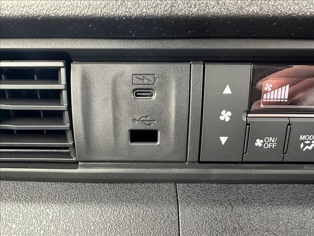 Ｎ－ＢＯＸカスタム Ｎ－ＢＯＸ　ＣＵＳＴＯＭ（40枚目）