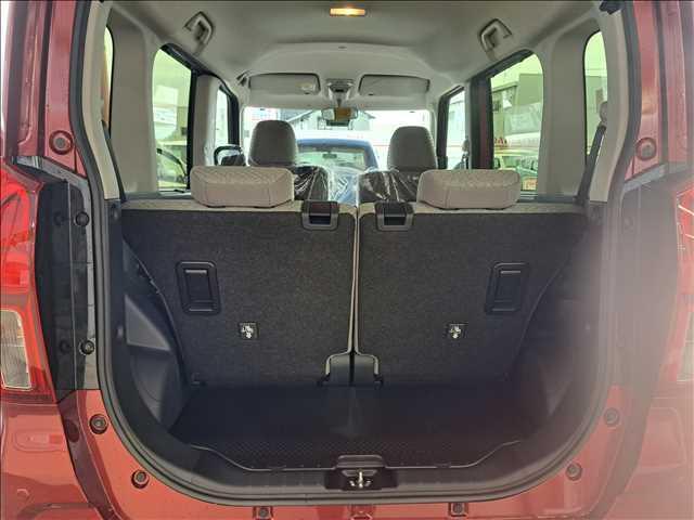 タント Ｘ　両側スライド片側電動ドア　衝突被害軽減ブレーキ　スマートキー　クリアランスソナー　アイドリングストップ　ＥＣＳ　ＬＥＤヘッドライト（9枚目）