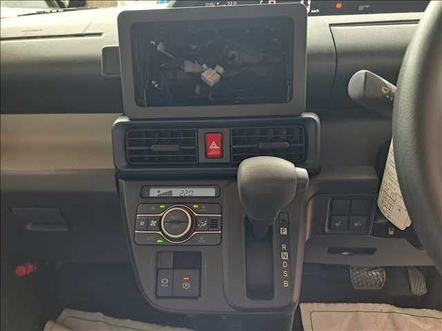 タント Ｘ　両側スライド片側電動ドア　衝突被害軽減ブレーキ　スマートキー　クリアランスソナー　アイドリングストップ　ＥＣＳ　ＬＥＤヘッドライト（20枚目）