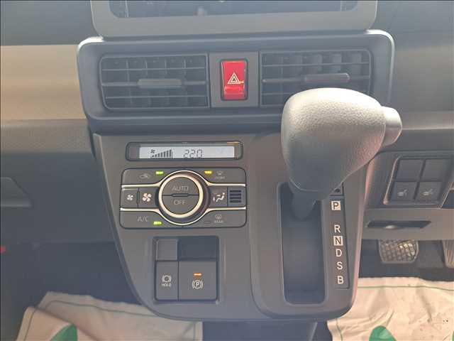 タント Ｘ　両側スライド片側電動ドア　衝突被害軽減ブレーキ　スマートキー　クリアランスソナー　アイドリングストップ　ＥＣＳ　ＬＥＤヘッドライト（21枚目）