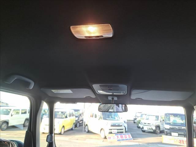 Ｎ－ＢＯＸカスタム ターボ　登録済未使用車　両側電動スライドドア　電動パーキングブレーキ　ロールサンシェード　プッシュスタート　オートエアコン　リヤワイパー　パーソナルテーブル（40枚目）