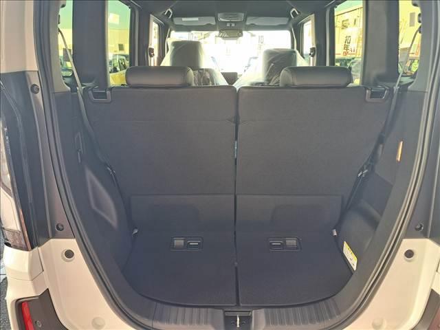 Ｎ－ＢＯＸカスタム ターボ　登録済未使用車　両側電動スライドドア　電動パーキングブレーキ　ロールサンシェード　プッシュスタート　オートエアコン　リヤワイパー　パーソナルテーブル（45枚目）