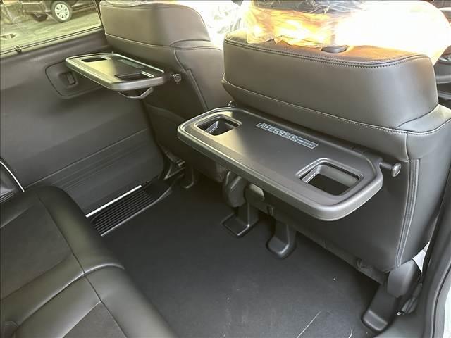 Ｎ－ＢＯＸカスタム ターボ　登録済未使用車　両側電動スライドドア　電動パーキングブレーキ　ロールサンシェード　プッシュスタート　オートエアコン　リヤワイパー　パーソナルテーブル（55枚目）