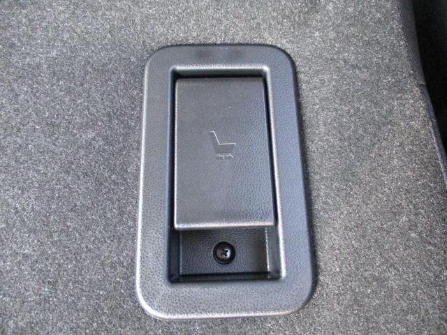 ムーヴ カスタム Xリミテッド SAIII 衝突被害軽減ブレーキ アクセル踏み間違え防止 アイドリングストップ レーンキープアシスト オートマチックハイビーム スマートキー シートヒーター バックカメラ 盗難防止システム(10枚目)