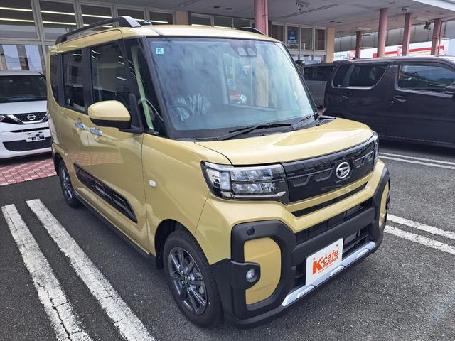 タント ファンクロス　登録済み未使用車　両側電動スライドドア　アイドリングストップ　プッシュスタート　電動パーキングブレーキ　オートエアコン　ロールサンシェード（9枚目）