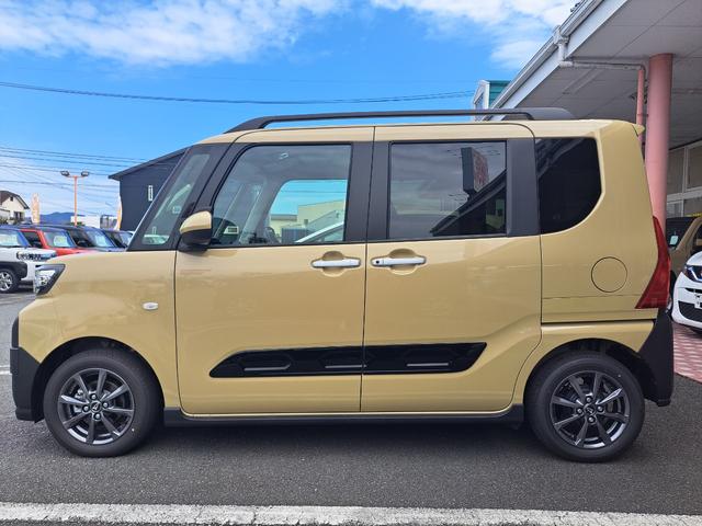 タント ファンクロス　登録済み未使用車　両側電動スライドドア　アイドリングストップ　プッシュスタート　電動パーキングブレーキ　オートエアコン　ロールサンシェード（24枚目）