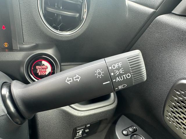 N-BOXカスタム ベースグレード Honda SENSING 両側スライド片側電動ドア スマートキー シートヒーター ACC ECS LEDヘッドライト(18枚目)