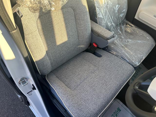 ムーヴキャンバス ストライプスＧ　登録済み未使用車　両側電動スライドドア　電動パーキングブレーキ　シートヒーター（29枚目）