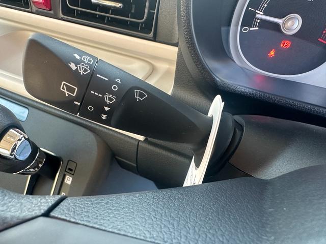 ムーヴキャンバス ストライプスＧ　登録済み未使用車　両側電動スライドドア　電動パーキングブレーキ　シートヒーター（30枚目）