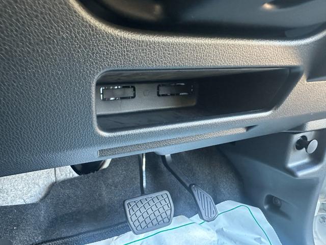 ムーヴキャンバス ストライプスＧ　登録済み未使用車　両側電動スライドドア　電動パーキングブレーキ　シートヒーター（54枚目）