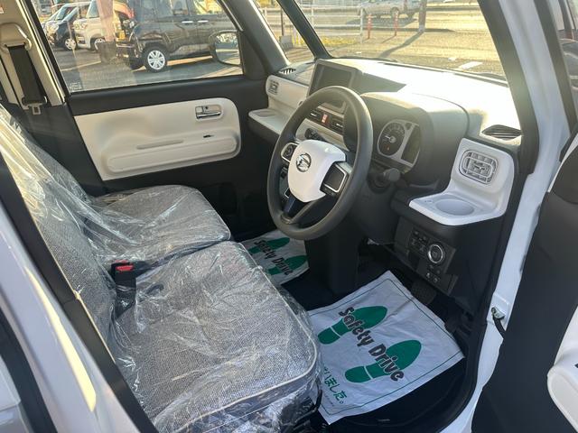 ムーヴキャンバス ストライプスＧ　登録済み未使用車　両側電動スライドドア　電動パーキングブレーキ　シートヒーター（67枚目）