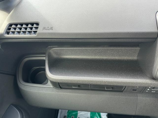 Ｎ－ＢＯＸカスタム 　Ｎ－ＢＯＸ　ＣＵＳＴＯＭ（61枚目）