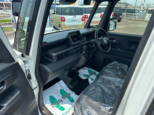 N-BOXカスタム (80枚目)