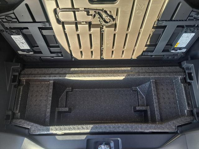 タント カスタムＸ（66枚目）