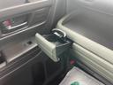 当社の届出済(登録済)未使用車は、新車登録時から「5年間、もしくは走行10万km」まで保証致します。保証内容はメーカー保証書(メンテナンスノート)に準じます。※詳細はスタッフにお尋ねください。