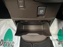 当社の届出済(登録済)未使用車は、新車登録時から「5年間、もしくは走行10万km」まで保証致します。保証内容はメーカー保証書(メンテナンスノート)に準じます。※詳細はスタッフにお尋ねください。