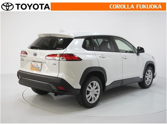 ロングラン保証は、１年間走行距離無制限のロングラン保証付。「カローラ福岡サービス認証工場」でサービスを受けられます。