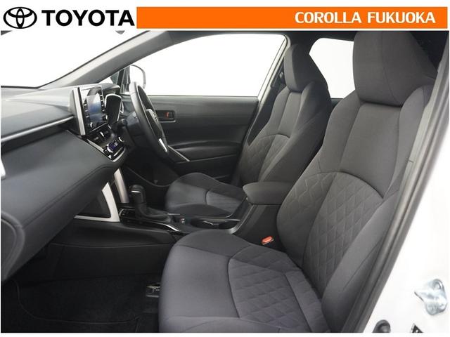 お客様にお座りいただくシートは、手作業で丁寧に洗浄いたしました。