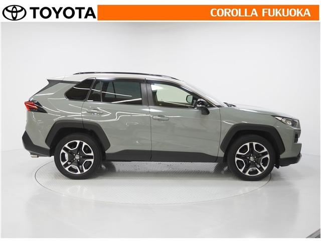 ＲＡＶ４ アドベンチャー　衝突被害軽減システム　４ＷＤ　メモリーナビ　フルセグ　ＥＴＣ　バックカメラ　キーレス　スマートキー　盗難防止装置（9枚目）