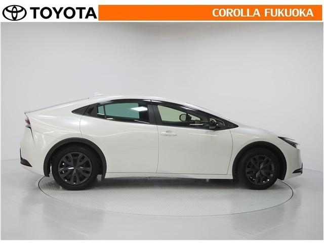 プリウス Ｇ　衝突被害軽減システム　フルセグ　ＥＴＣ　バックカメラ　キーレス　スマートキー　盗難防止装置（9枚目）