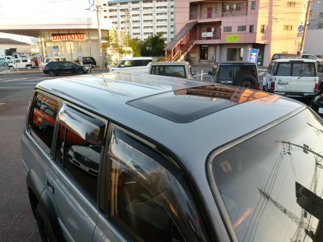 ランドクルーザー８０ ＶＸリミテッド　ターボ・リアＬＳＤ・リフトＵＰ・純正角目４灯・前後ラテラル・マフラー・１６ＡＷ・オープンカントリーＭＴ・ヒッチ・ＳＤナビＴＶ・Ｂカメラ・ＥＴＣ・リーディングダウン・ＬＥＤテール・前後ドラレコ・モモステ（31枚目）