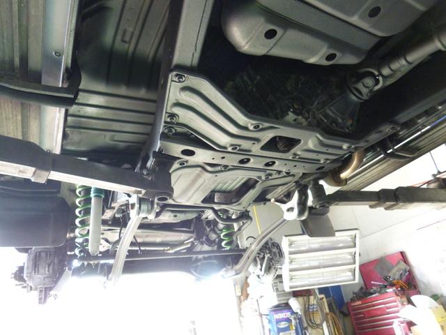 ランドクルーザー８０ ＶＸリミテッド　ターボ・リアＬＳＤ・リフトＵＰ・純正角目４灯・前後ラテラル・マフラー・１６ＡＷ・オープンカントリーＭＴ・ヒッチ・ＳＤナビＴＶ・Ｂカメラ・ＥＴＣ・リーディングダウン・ＬＥＤテール・前後ドラレコ・モモステ（79枚目）